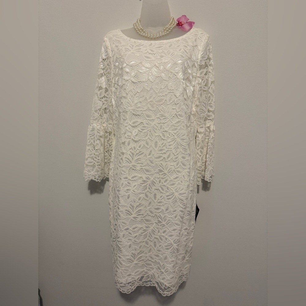 💗NWT Gorgeous ivory lace bell sleeve dress size 12 👗🌺 can be a wedding dress 💫